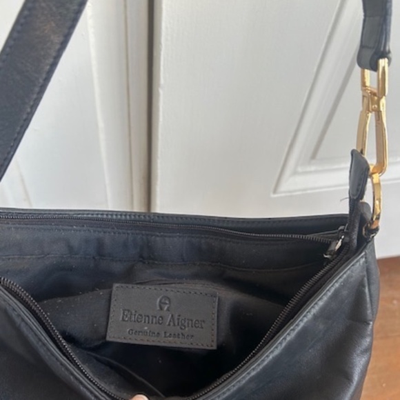 Vintage ETIENNE AIGNER Women's Black Soft Leather Shoulder Bag - Picture 3 of 5
